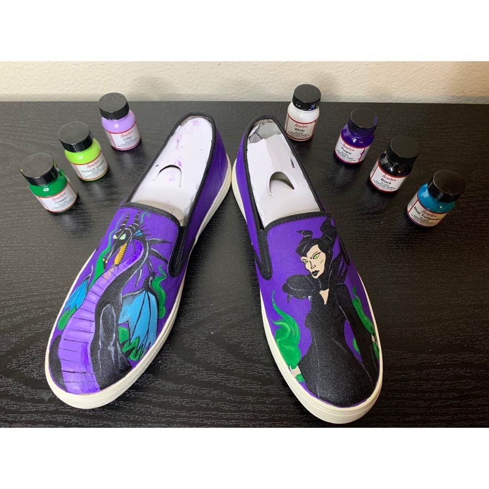 Custom shoes